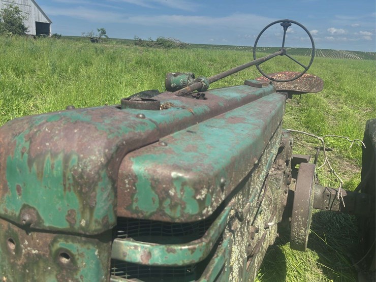 john-deere-h-image-11