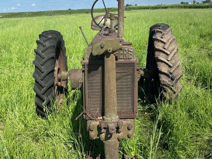 john-deere-model-b-image-8