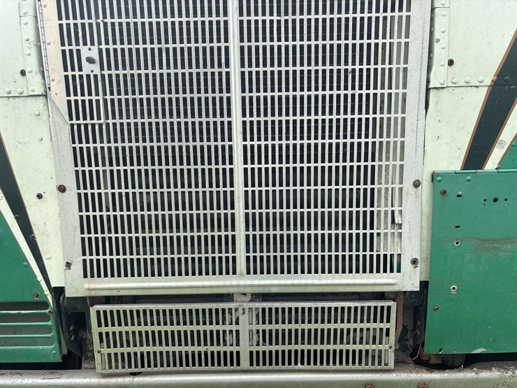 white-freightliner-cabover-semi-image-42