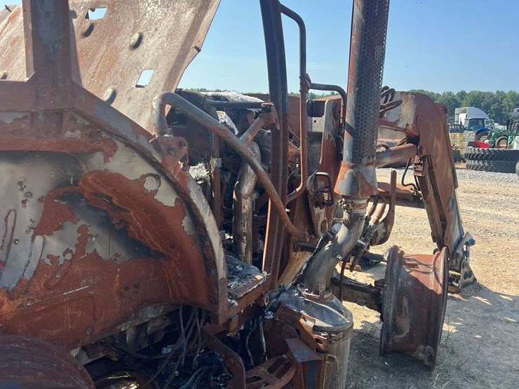 2013-new-holland-t4.95-image-21