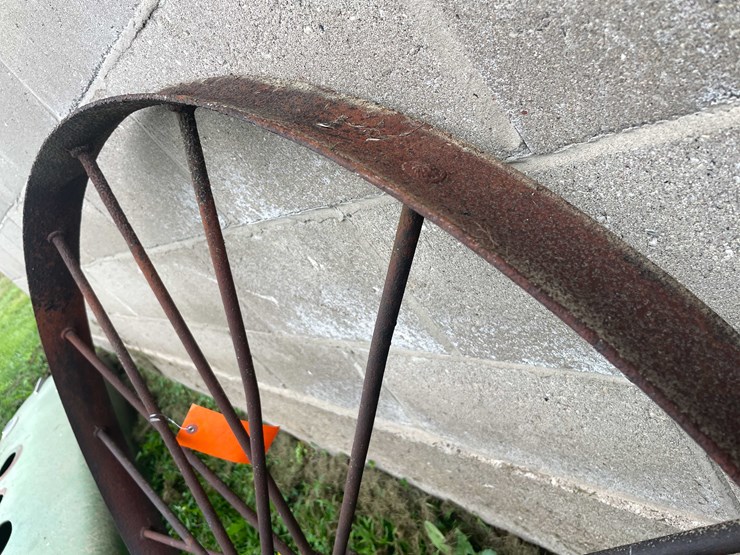 #7487-•-vintage-metal-spoke-tractor-tire-image-4
