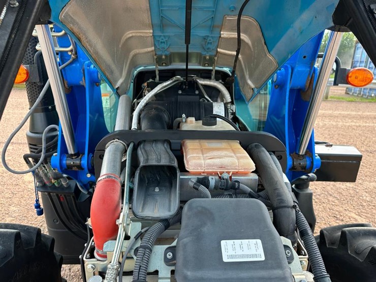 2016-new-holland-t4.120-image-52