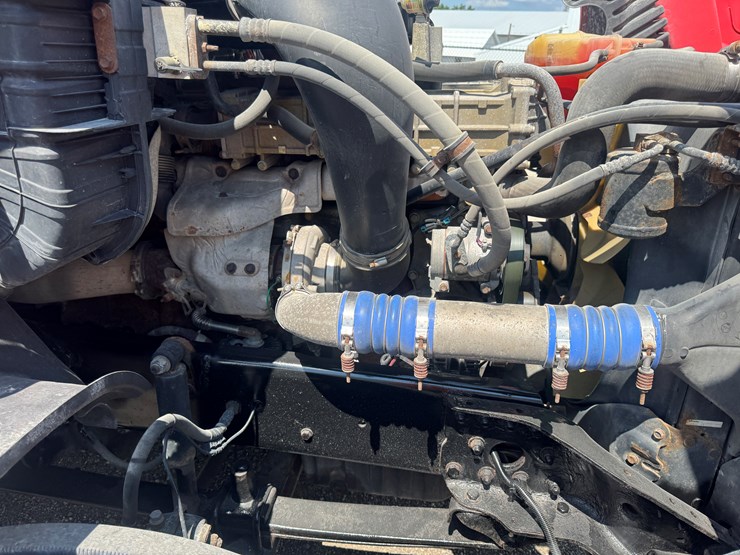 #6246-•-2011-freightliner-cascadia-semi-tractor-(has-wi-title)-image-90