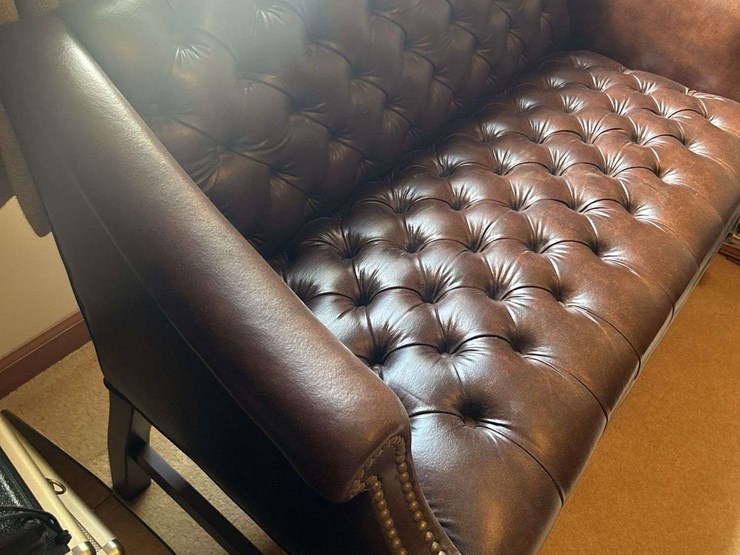 tufted-leather-bench-53”-w-image-4