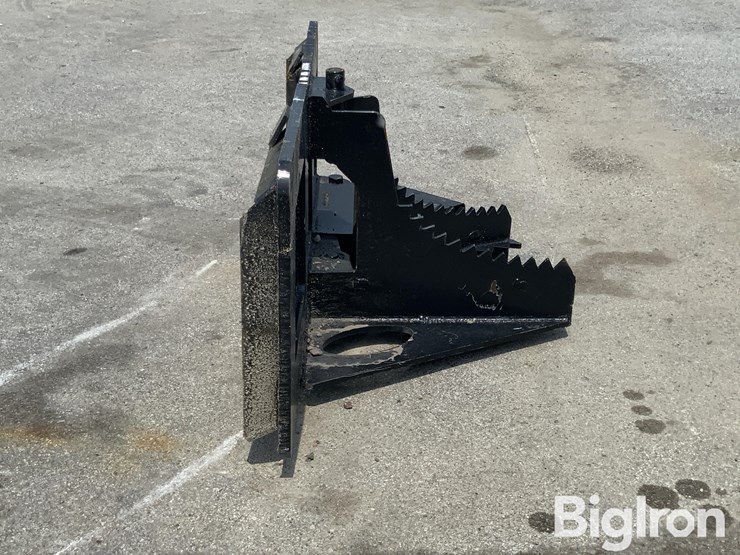 2025-kit-containers-qt-tp-skid-steer-tree/post-puller-image-4