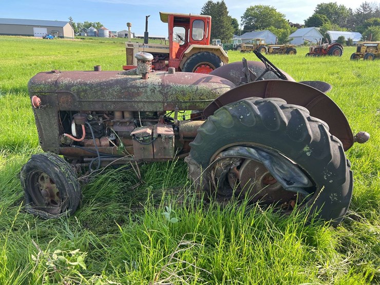 mccormick-deering-super-wd-9-image-2