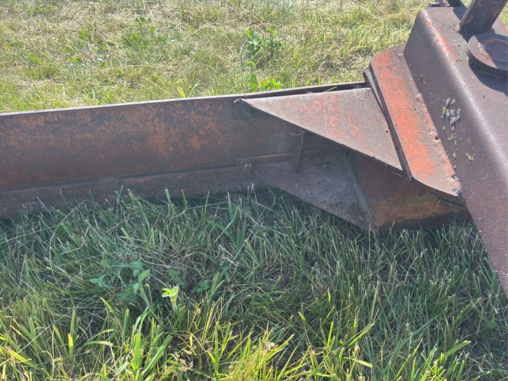 8’-three-point-blade-image-9
