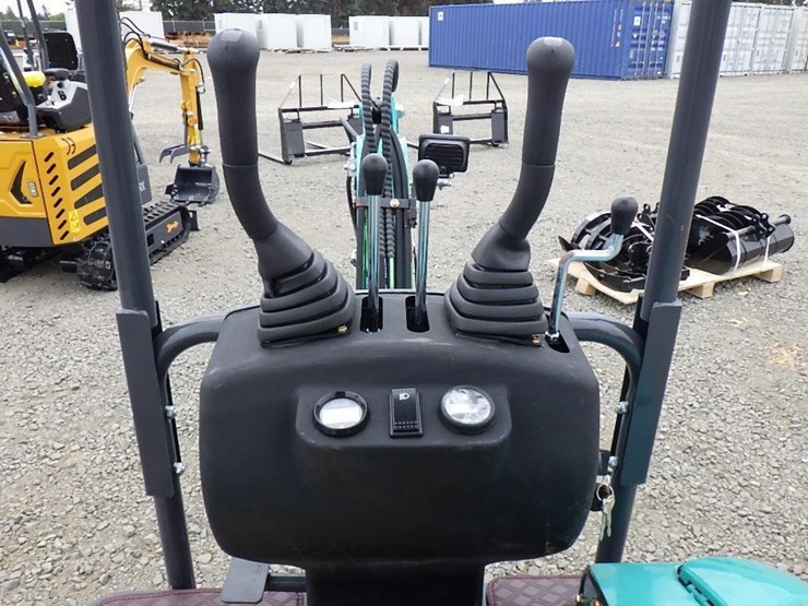 2025-cfg-qk16r-hydraulic-excavator-image-23