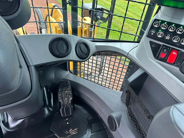 2019-caterpillar-938m-image-79