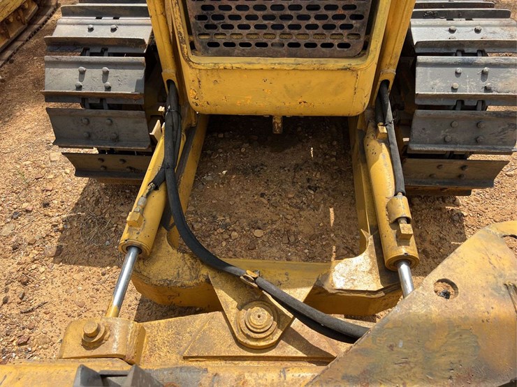 deere-350ce-image-8