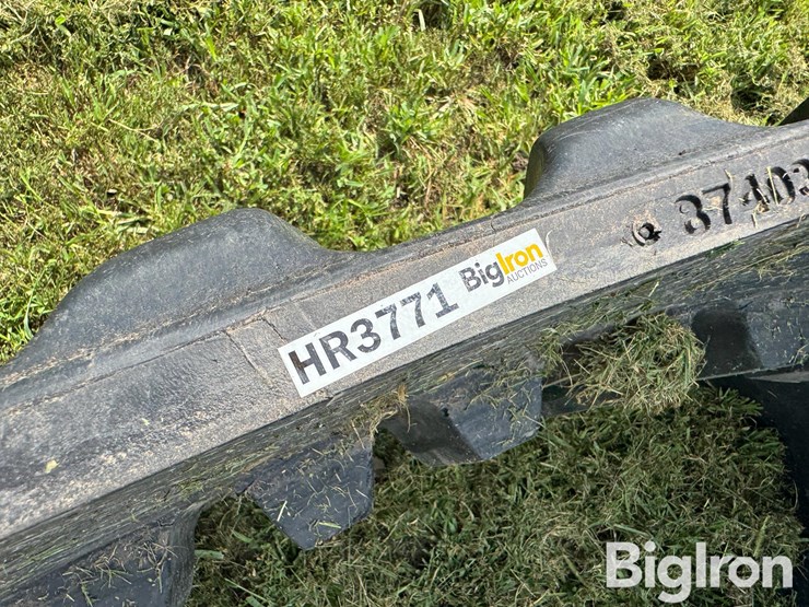 goodyear-30"-quad-track-track-image-19