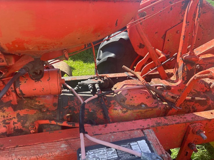 allis-chalmers-wd-tractor-image-11
