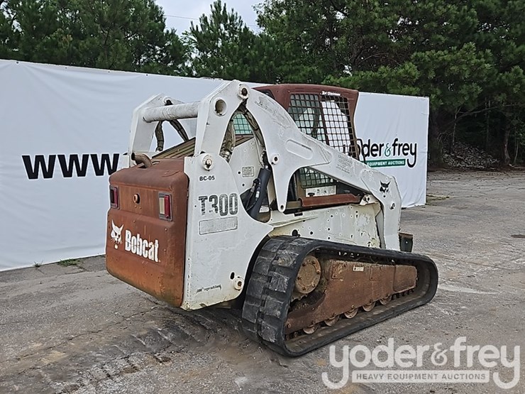 2007-bobcat-t300-image-5