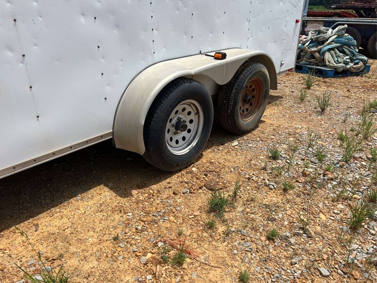 2007-wells-82"-x-16'-t/a-enclosed-trailer-image-20