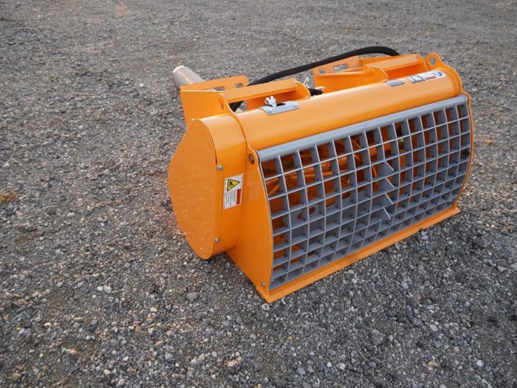 #1355-•-new-landhonor-skid-steer-double-discharge-concrete-mixer-attachment-image-2