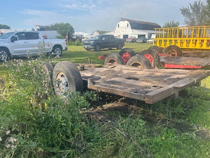 flatbed-trailer-image-3