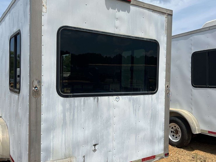 2014-arising-80"-x-16'-t/a-enclosed-trailer-image-3
