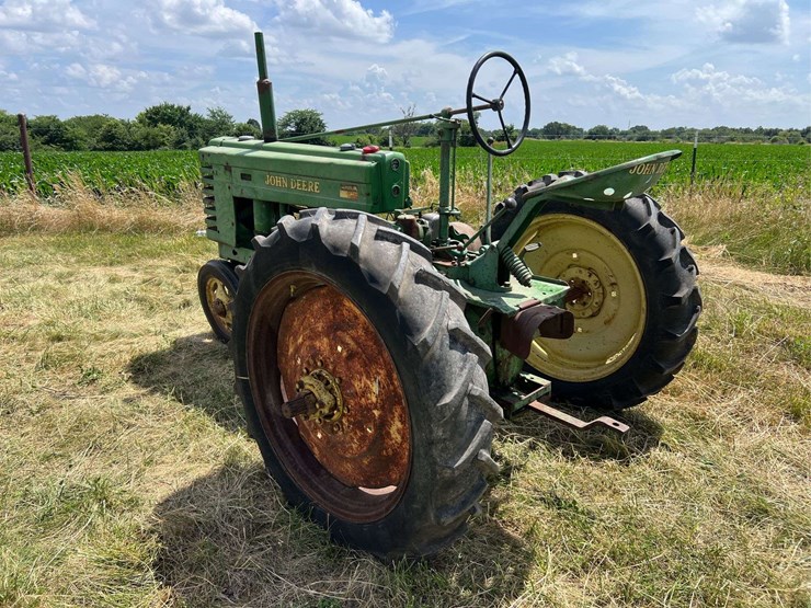 1942-john-deere-h-image-5