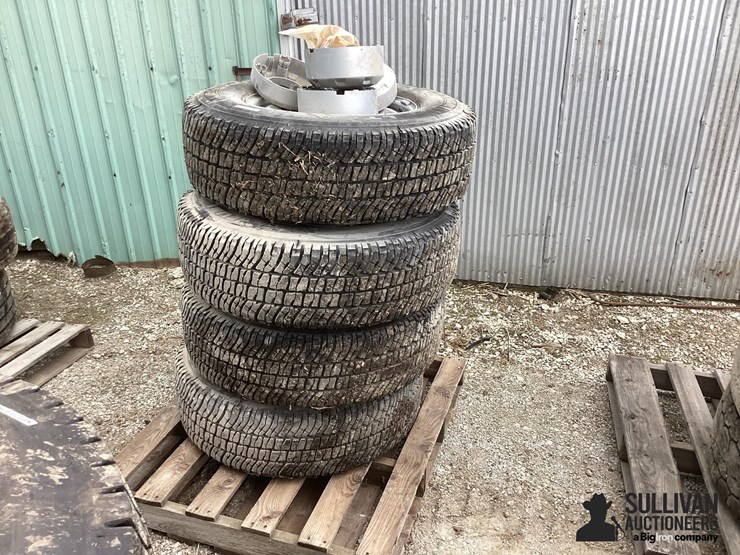 245/75r17-tires-&-rims-image-12