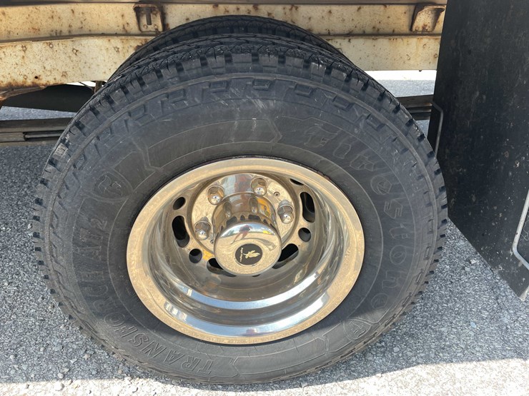2011-freightliner-sprinter-3500-image-42