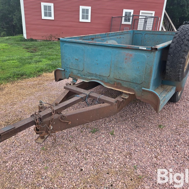 International S/A Pickup Box Trailer