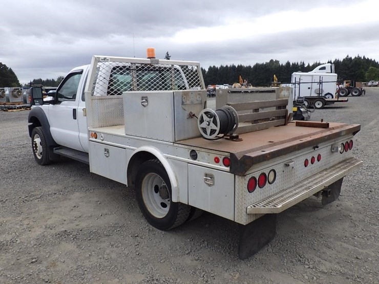 2013-ford-f550-image-5
