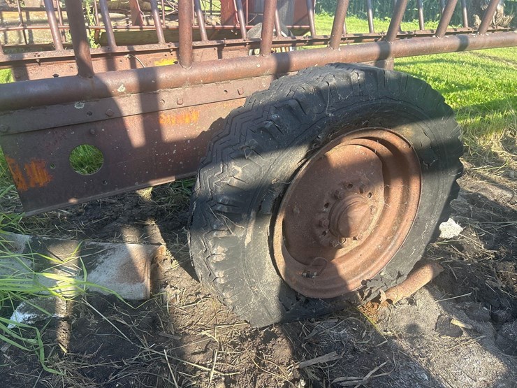 livestock-feeder-wagon-image-8