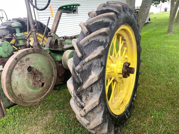 #6676-•-john-deere-parts-tractor-image-13