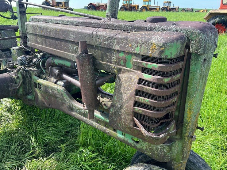 john-deere-model-b-image-10