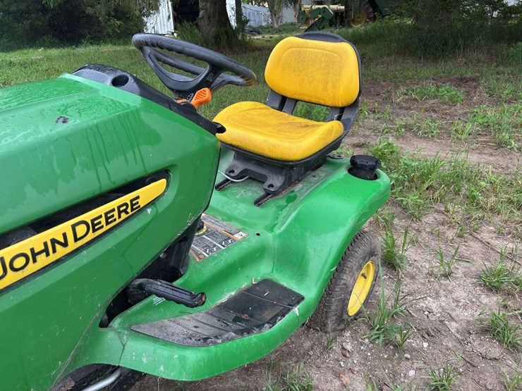 john-deere-x300-image-45