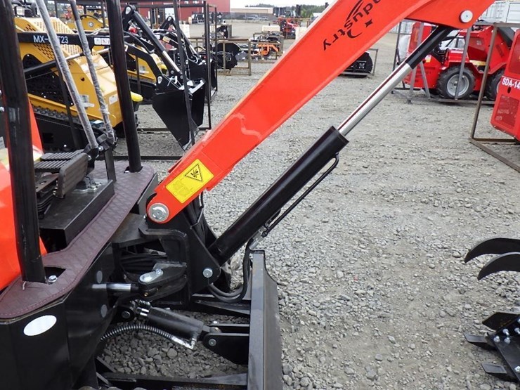 2025-cfg-nt18k-hydraulic-excavator-image-11