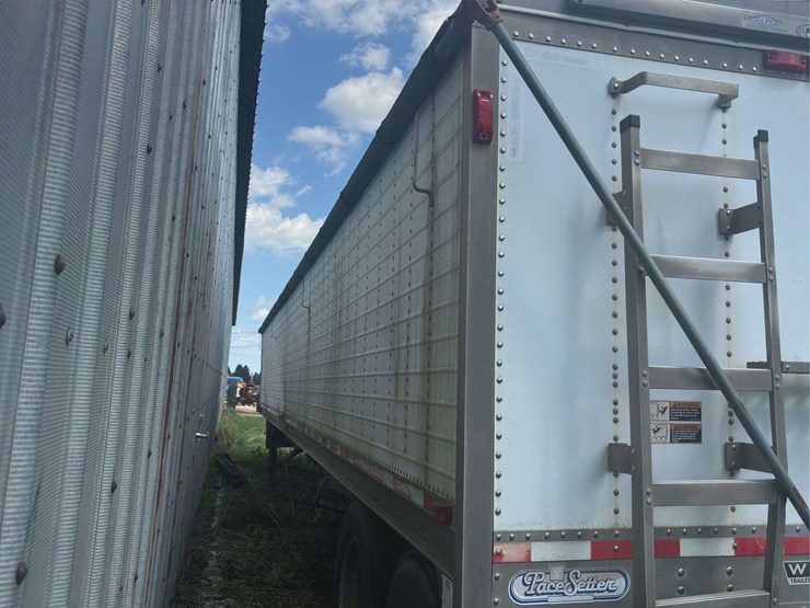 wilson-pace-setter-hopper-bottom-semi-trailer-image-16