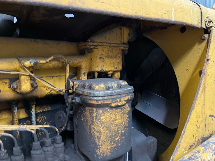 caterpillar-d8-image-34