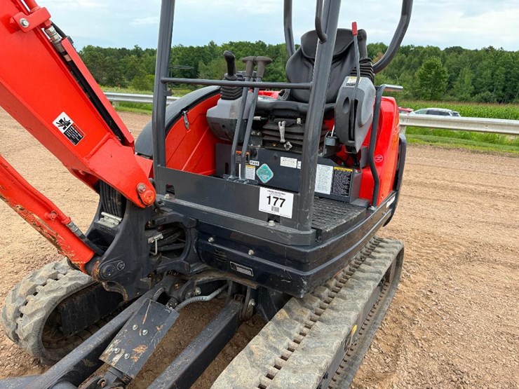 2021-kubota-kx71-3-image-26
