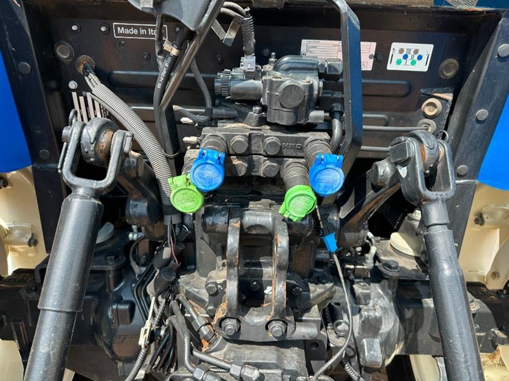 2016-new-holland-t4.120-image-28