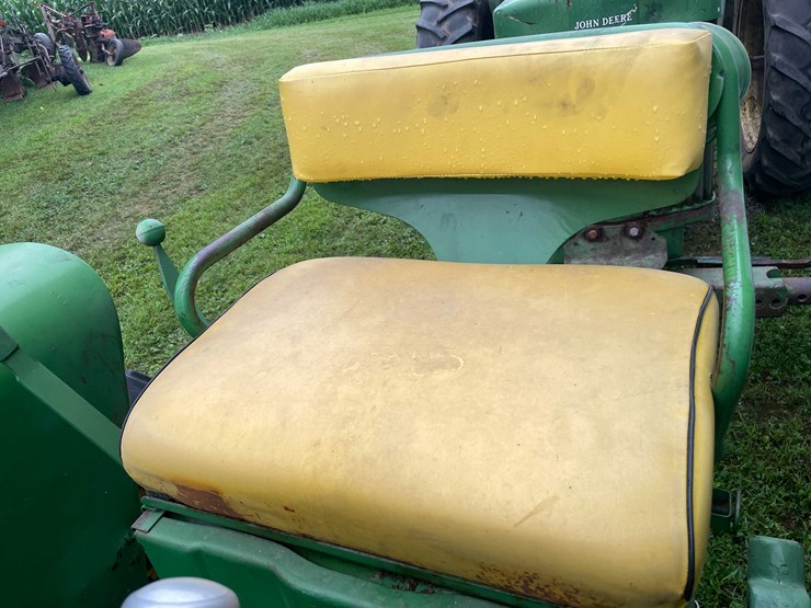 #6685-•-1959---1960-john-deere-tractor-image-31