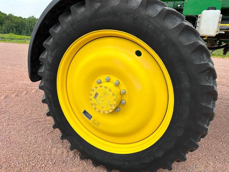 2012-john-deere-4730-image-13