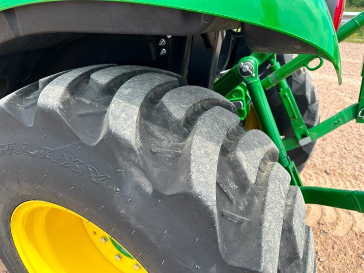 2018-john-deere-3033r-image-8