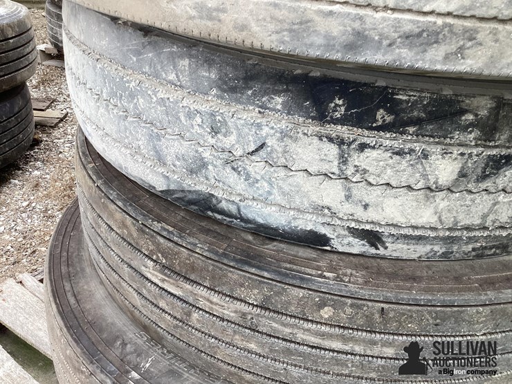 11r24.5-tires-image-10