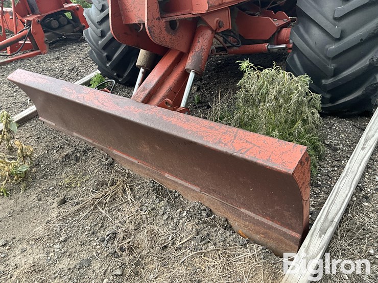 ditch-witch-r100-image-9