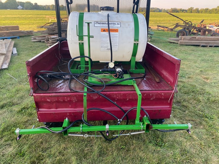 snyder-55-gal-12-volt-sprayer-image-1