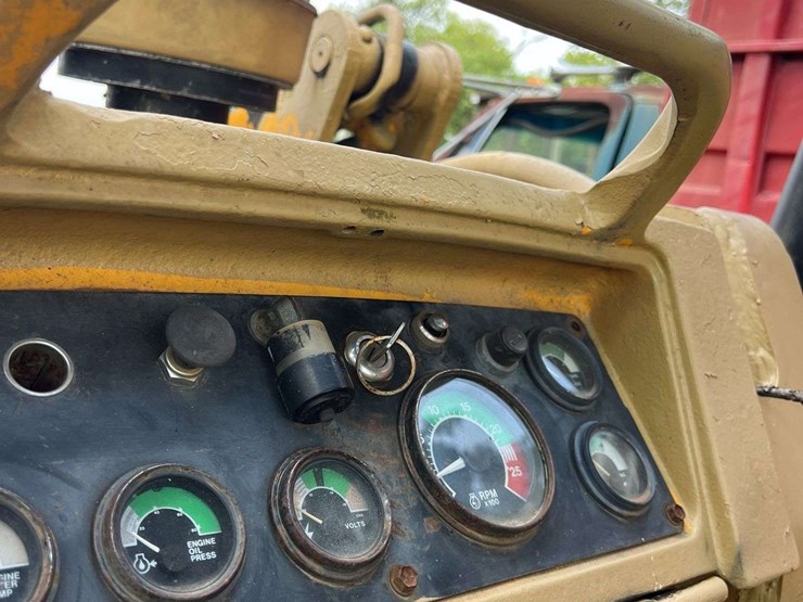 john-deere-555-image-26