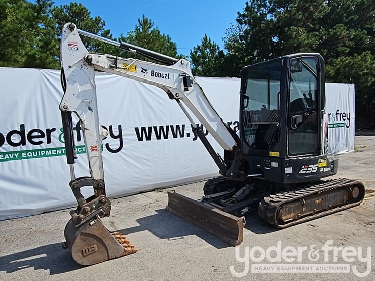 2021-bobcat-e35-image-1