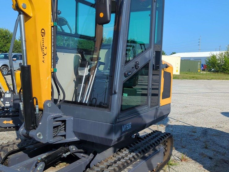 28-hp---cfg-industrial-mini-excavator-enclosed-cab---my50r---(2025)-image-3