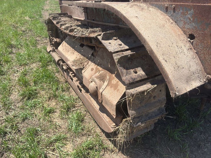 caterpillar-twenty-crawler-image-74