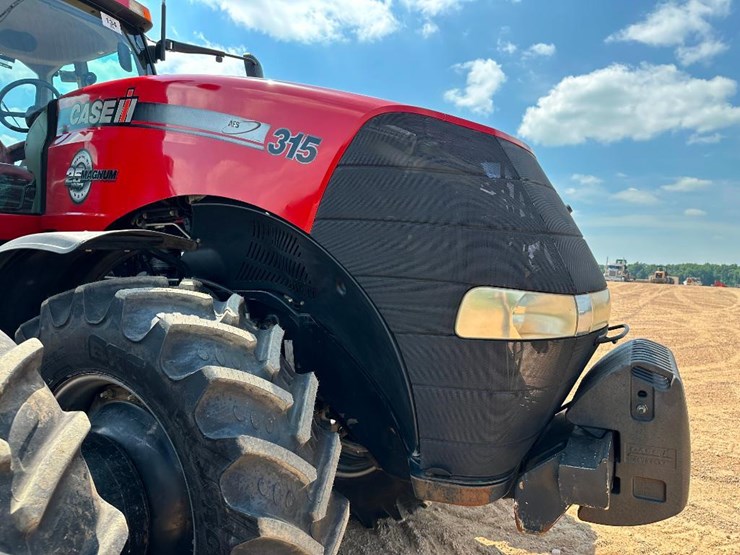 2015-case-ih-magnum-315-image-30