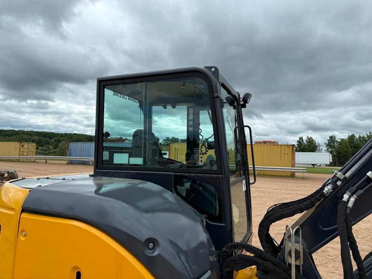 2021-deere-60g-image-19