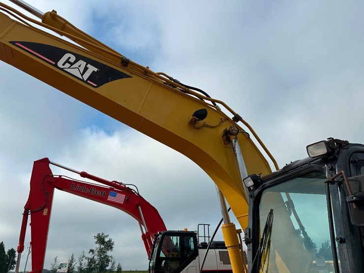 2003-caterpillar-312cl-image-32