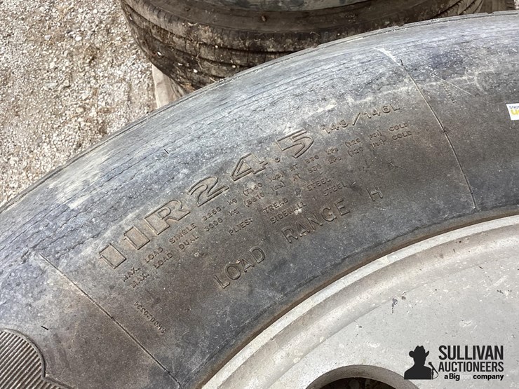 11r24.5-tires-&-rims-image-18