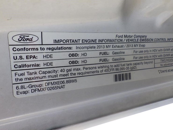 2013-ford-f550-image-17